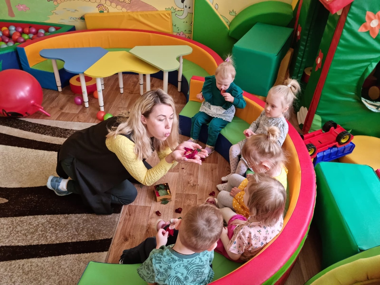 Подведены итоги второго открытого конкурса, организованного благотворительным фондом «Абсолют-Помощь»