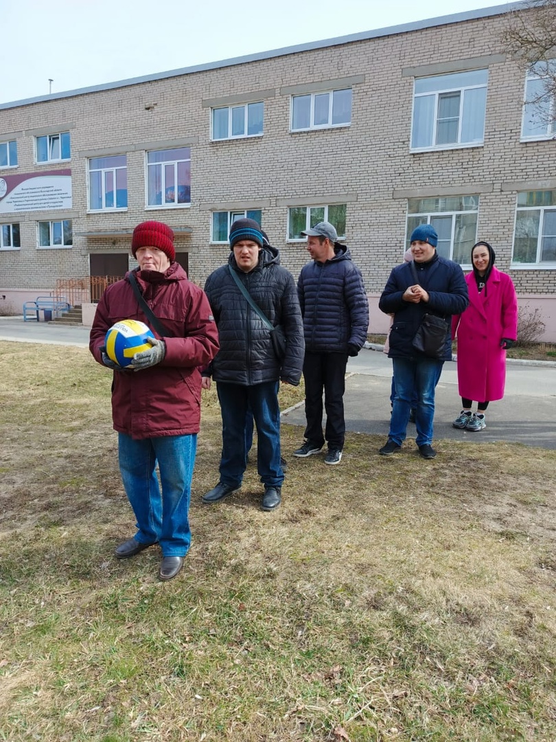 Физкультминутка на свежем воздухе