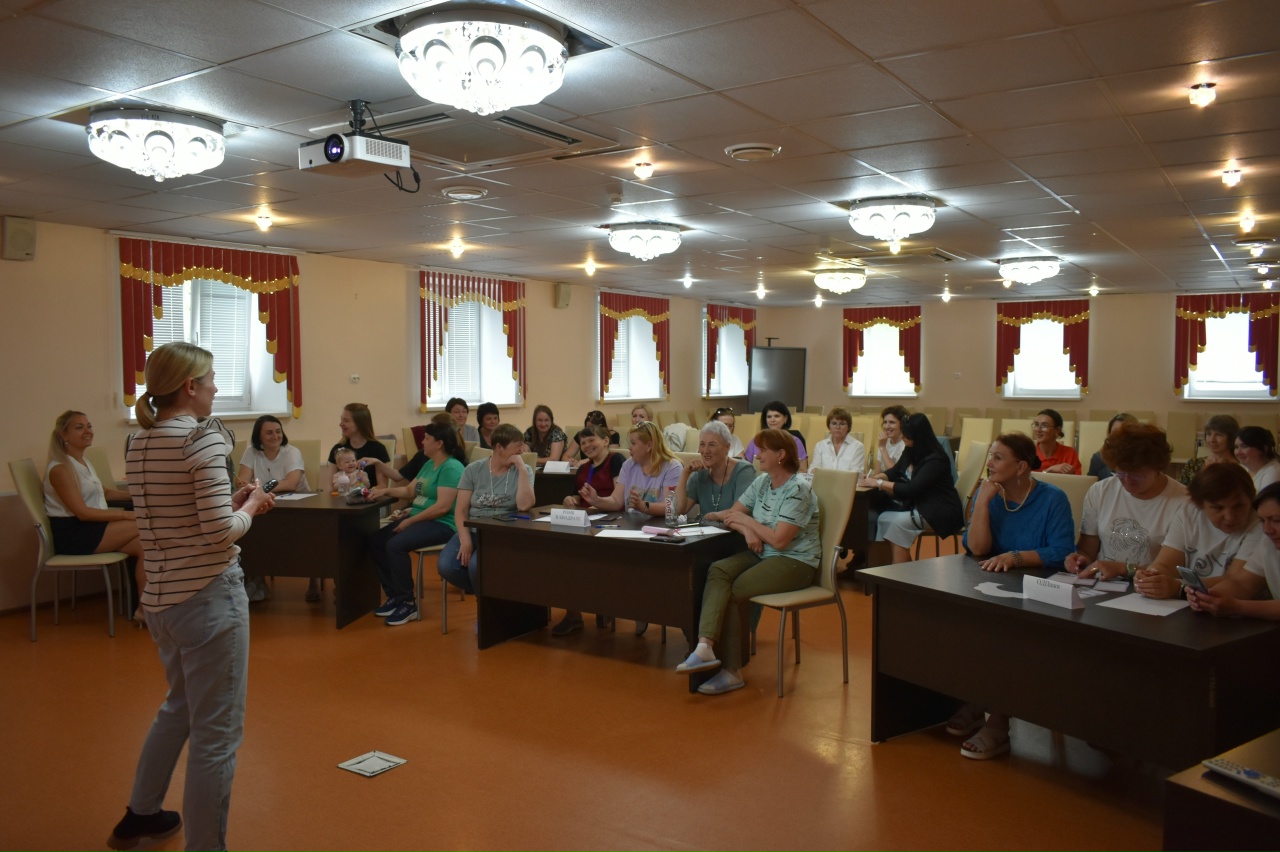 Истинная забота начинается с поддержки тех, кто ежедневно помогает другим