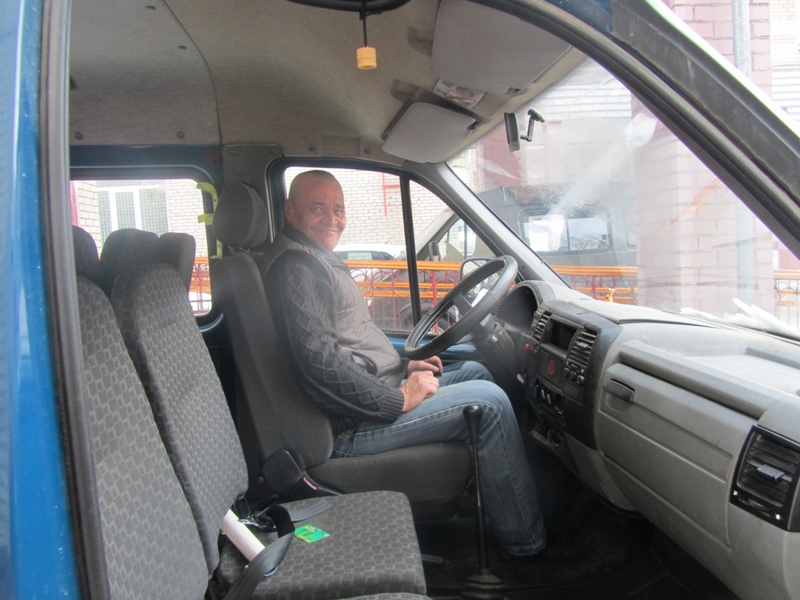 Водитель учреждения Елесов А