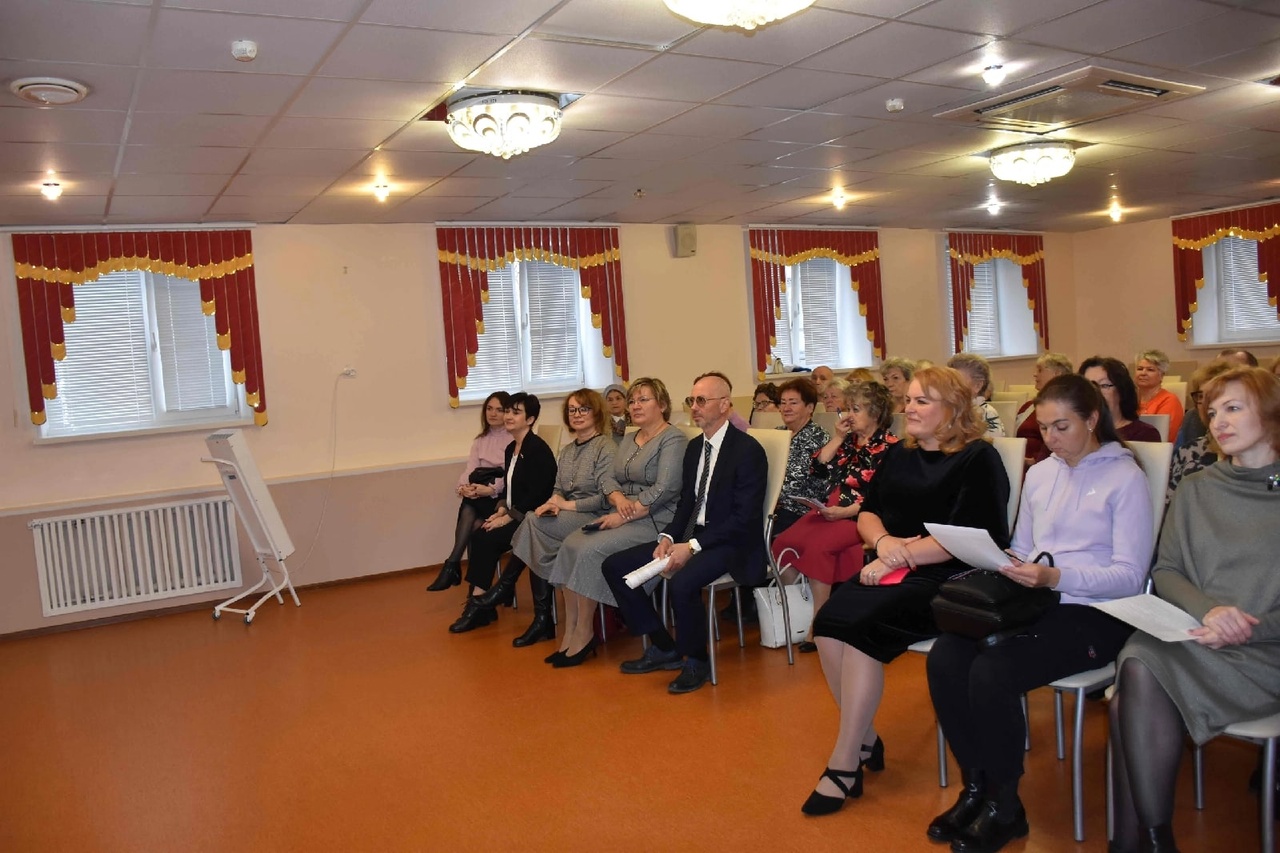 В комплексном центре «Забота»  состоялась встреча с гражданами старшего поколения 