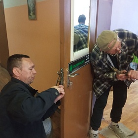 Как бытовые заботы помогают адаптации